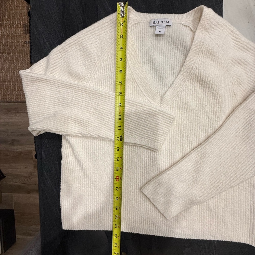 Athleta Women's Off-White Sweater - Picture 4 of 7